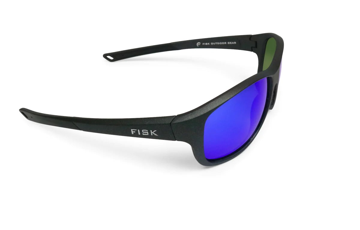 Huk cheap polarized sunglasses